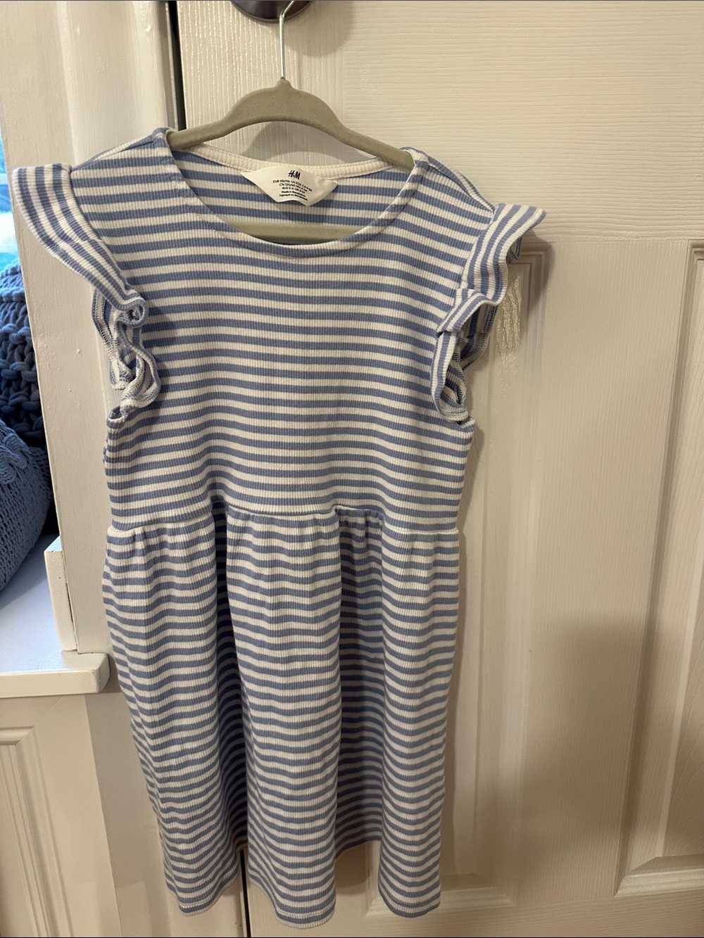 H&M girls ruffle blue/white striped dress